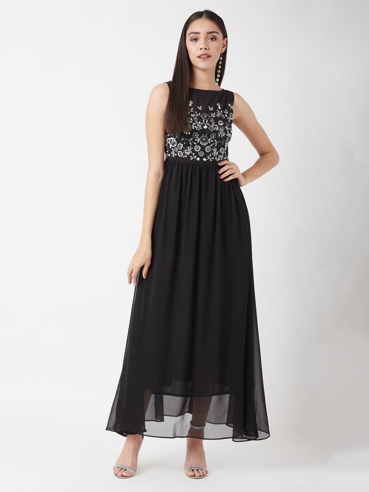 Outform Women's Dusty Pink Boat Neck Sleeveless Embellished Gathered Regular Dress